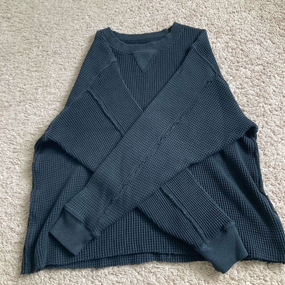 Aerie black crew neck waffle knit size XS